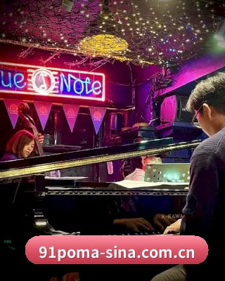 下一代饭圈生态 - 构建下一代泛娱乐吃瓜生态，AI智能推荐引擎帮您精准追踪对家黑料与自家爱豆的绝美高光时刻。